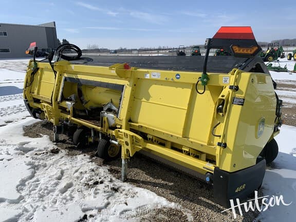 Image of John Deere 46R equipment image 2