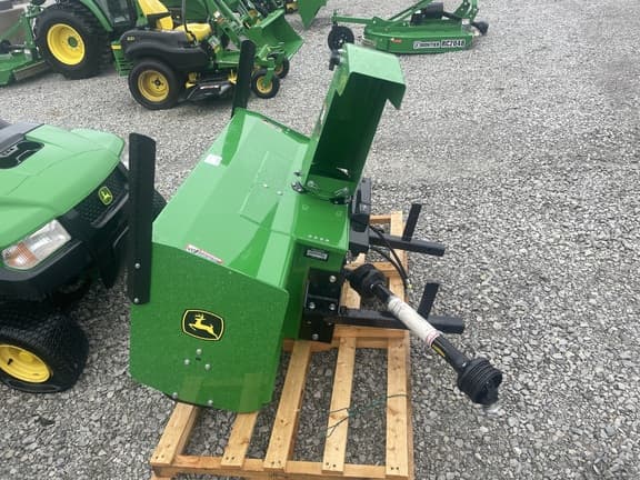 Image of John Deere 47" Snow Blower equipment image 2