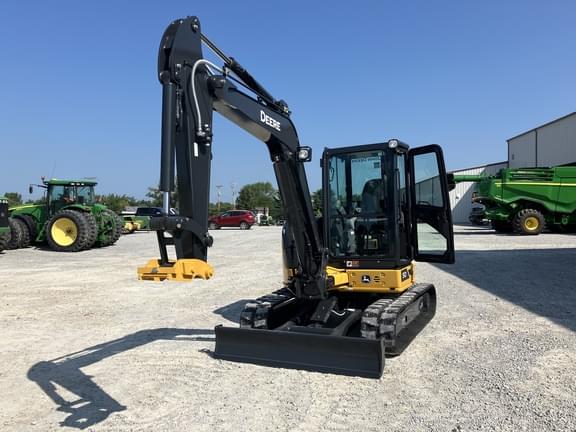 Image of John Deere 50P equipment image 2