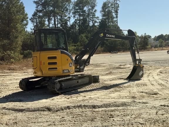 Image of John Deere 50P equipment image 3