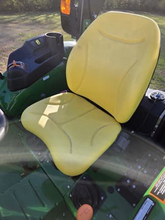 Image of John Deere 5050E equipment image 4