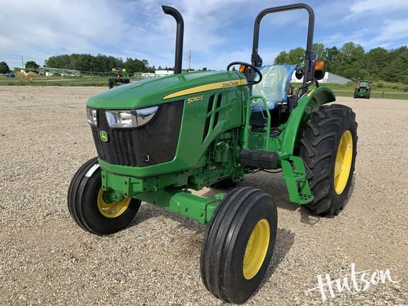 Image of John Deere 5050E equipment image 1
