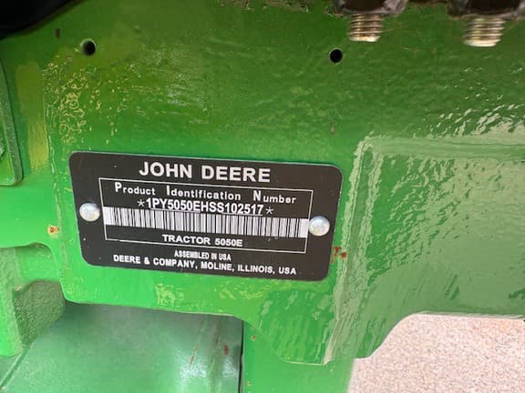 Image of John Deere 5050E equipment image 2