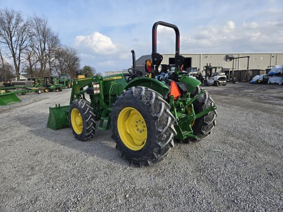 Image of John Deere 5050E equipment image 3