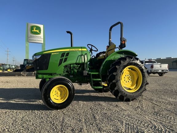 2025 John Deere 5050E Equipment Image0