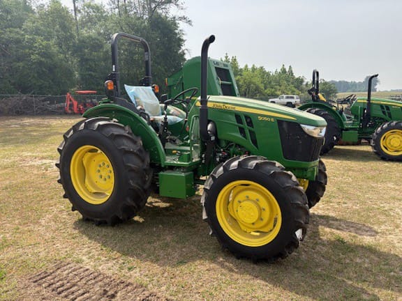 2025 John Deere 5050E Equipment Image0