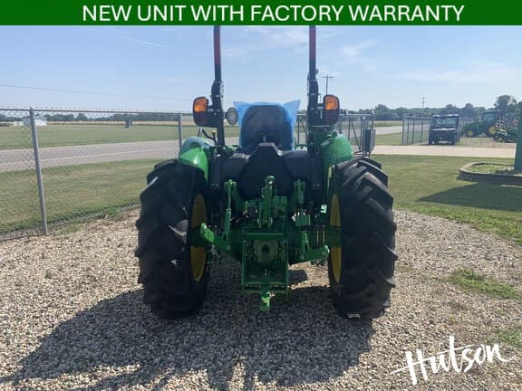 Image of John Deere 5050E equipment image 3