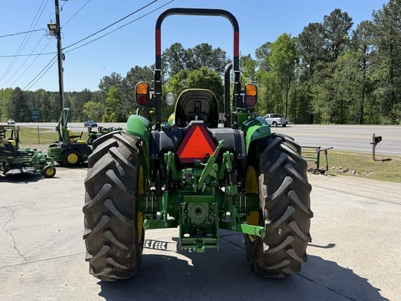 Image of John Deere 5050E equipment image 4