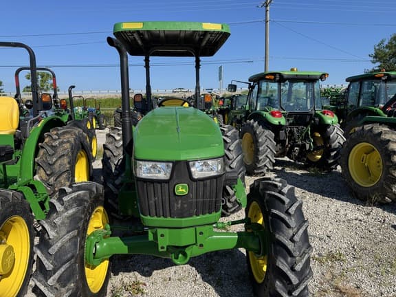 Image of John Deere 5050E equipment image 2