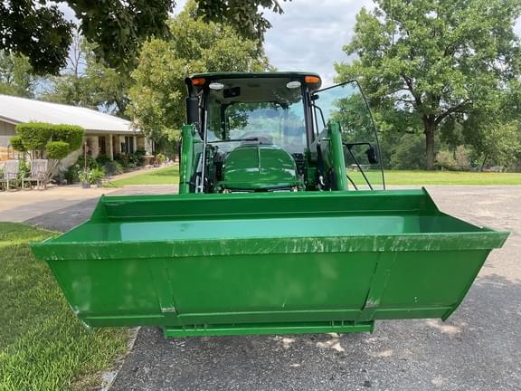 Image of John Deere 5060E equipment image 2