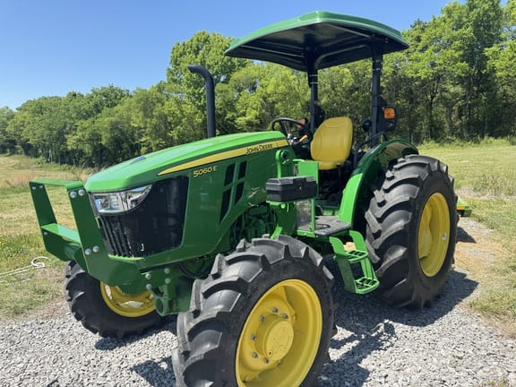 2025 John Deere 5060E Equipment Image0