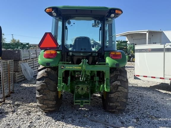 Image of John Deere 5060E equipment image 2