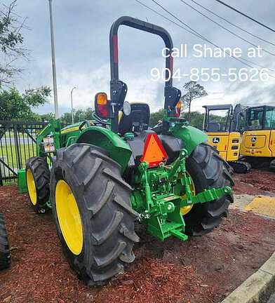 Image of John Deere 5060E equipment image 3