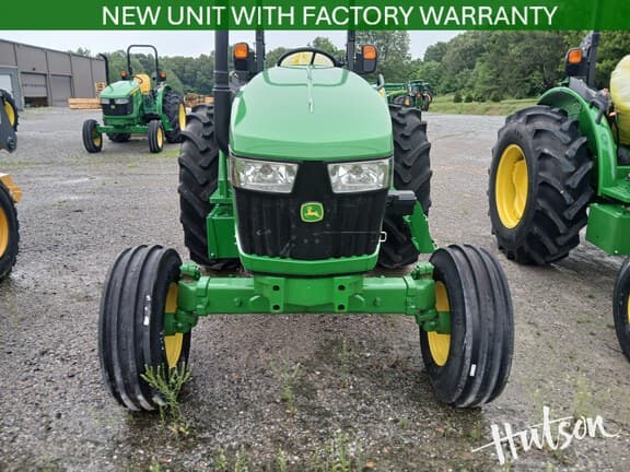 Image of John Deere 5060E equipment image 2