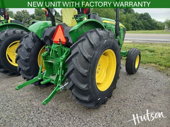 Image of John Deere 5060E equipment image 3