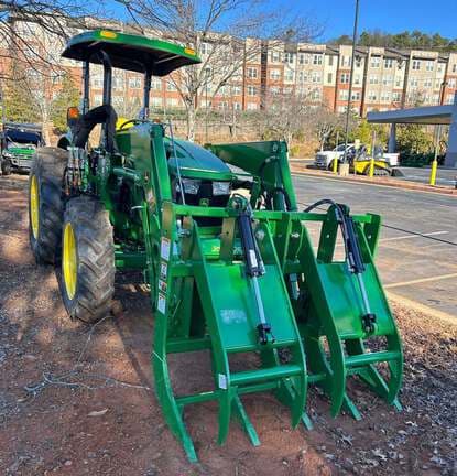 Image of John Deere 5060E equipment image 2