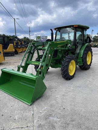 Image of John Deere 5060E equipment image 1
