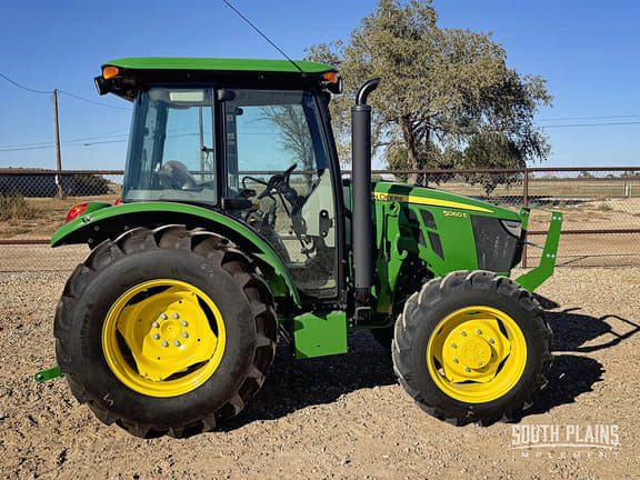Image of John Deere 5060E Image 1
