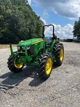 Main image John Deere 5060E