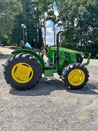 Image of John Deere 5060E equipment image 1