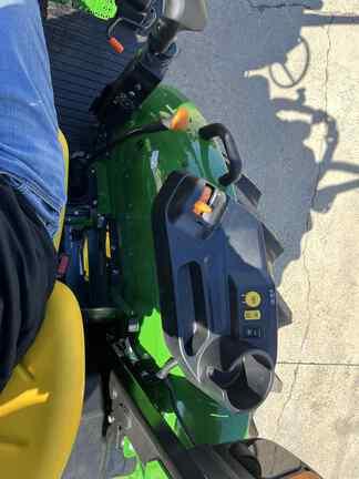Image of John Deere 5060E equipment image 4