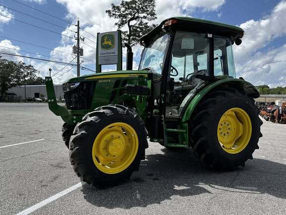 2025 John Deere 5060E Equipment Image0
