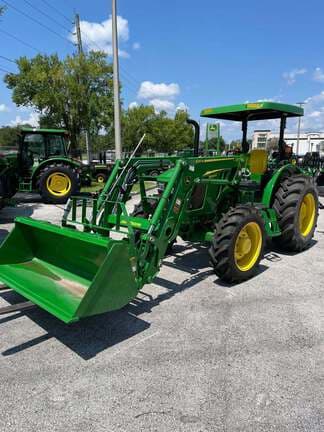 Image of John Deere 5060E equipment image 2