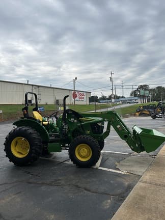 Image of John Deere 5060E equipment image 4
