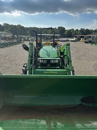 Image of John Deere 5060E equipment image 3