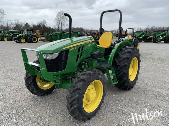 Image of John Deere 5060E equipment image 1