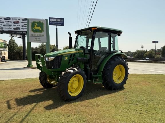 Image of John Deere 5060E equipment image 2