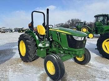 Image of John Deere 5060E equipment image 2