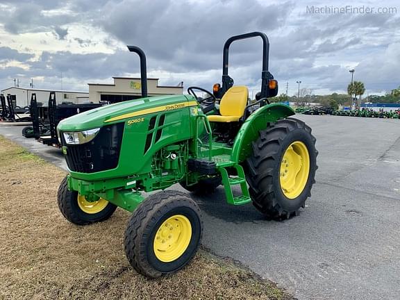 Image of John Deere 5060E Image 0