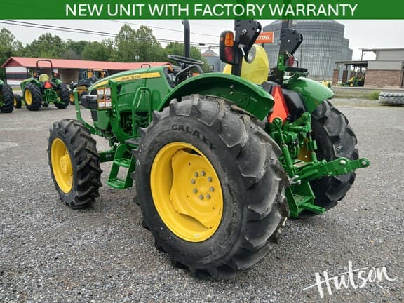 Image of John Deere 5060E equipment image 4
