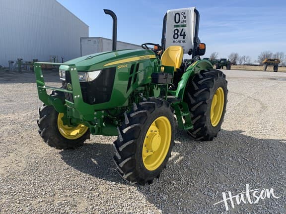 Image of John Deere 5060E equipment image 2