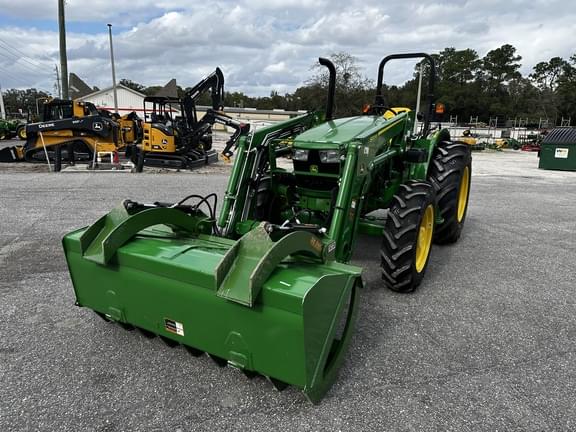 Image of John Deere 5060E equipment image 1