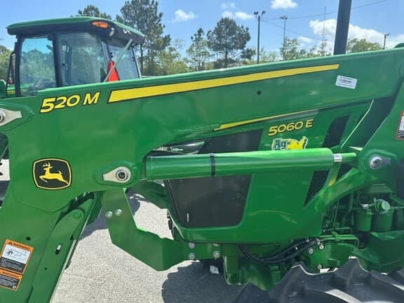 Image of John Deere 5060E Primary image