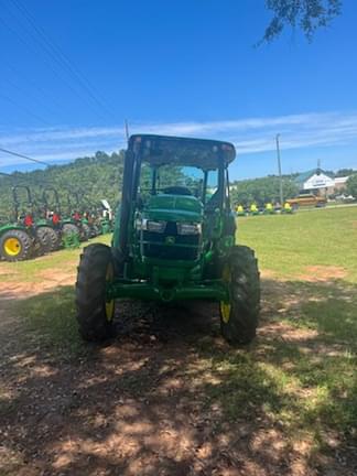 Image of John Deere 5067E equipment image 1