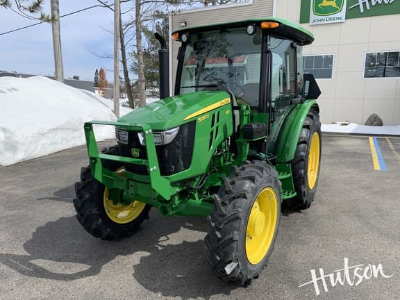 Image of John Deere 5067E equipment image 2