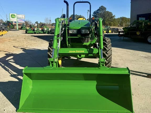 Image of John Deere 5067E equipment image 2