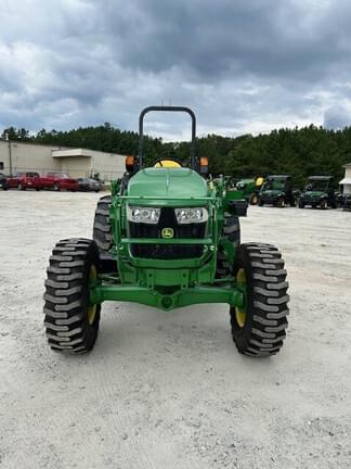 Image of John Deere 5067E equipment image 1