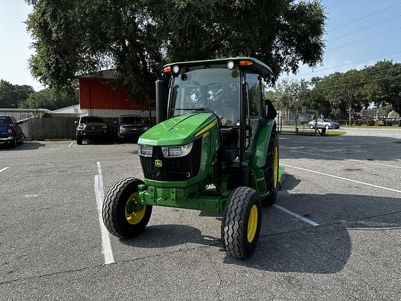 Image of John Deere 5067E equipment image 1