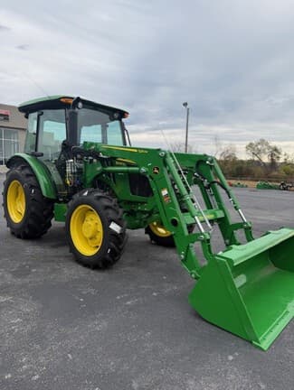 Image of John Deere 5067E equipment image 1