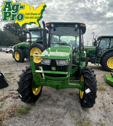 Image of John Deere 5067E equipment image 1
