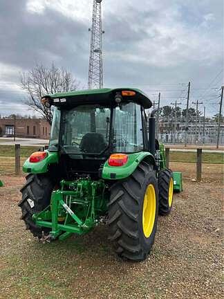 Image of John Deere 5067E equipment image 3