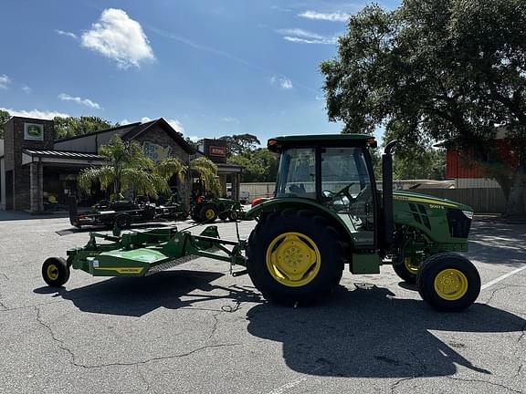 Image of John Deere 5067E equipment image 3