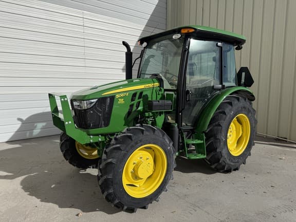 Image of John Deere 5067E Primary image