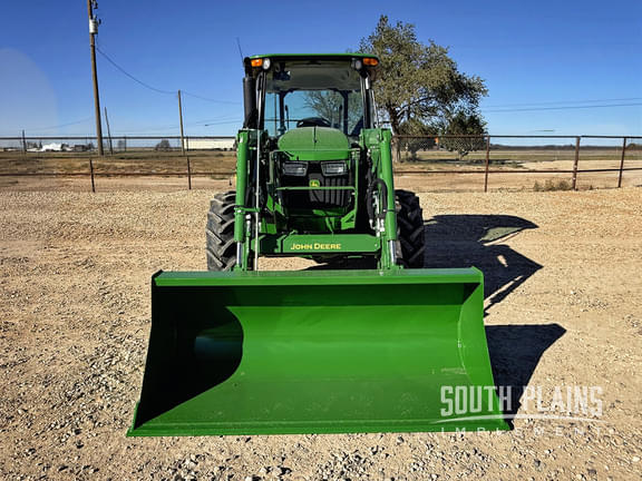 Image of John Deere 5075E equipment image 2