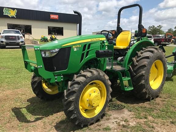 Image of John Deere 5075E equipment image 1