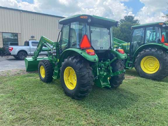 Image of John Deere 5075E equipment image 4